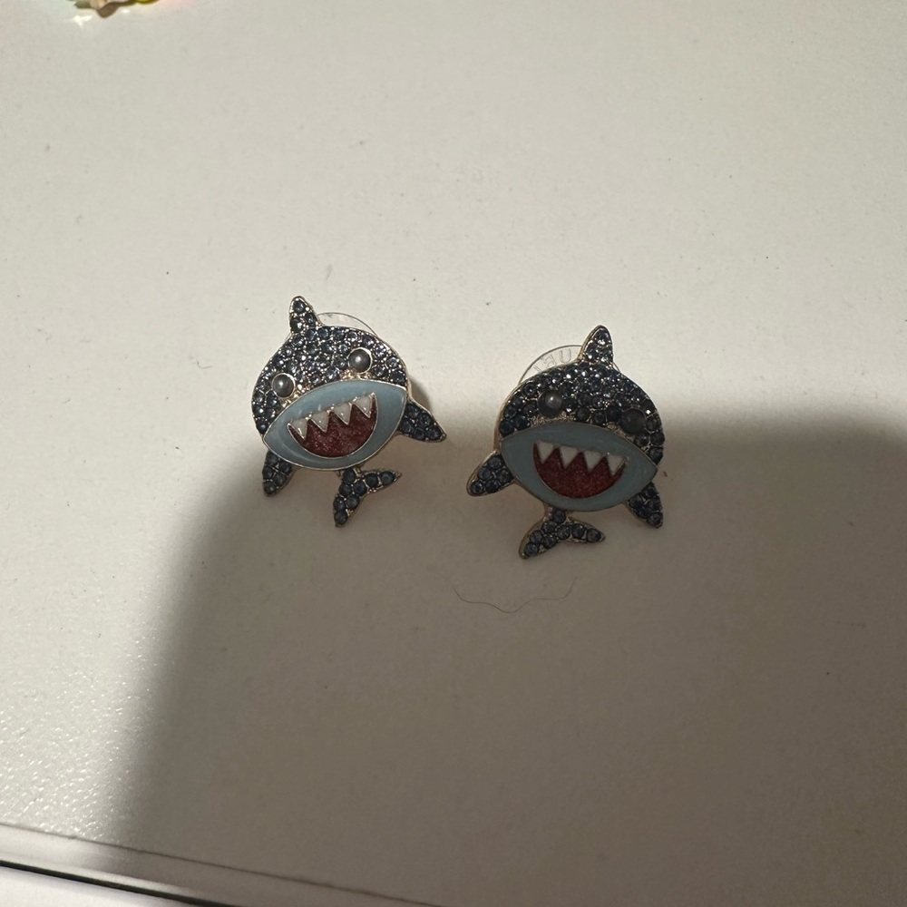 Sparkling Shark Earrings Baublebar